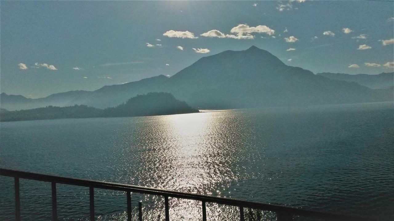 Blu Panorama Belvedere Lago Di Como Varenna Exteriör bild
